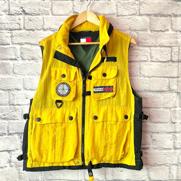Tommy Hilfiger Outdoors Expedition
 Tactical Vest - Picture 1 of 8